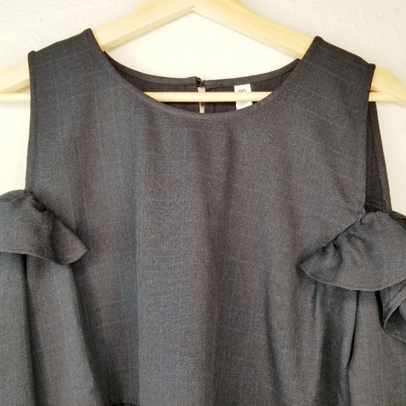 BP Ruffle Cold Shoulder Plaid Peplum Blouse - Picture 3 of 11